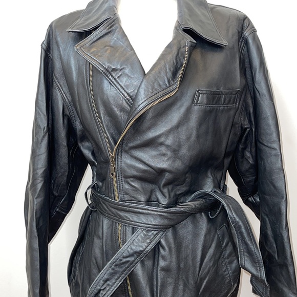 Vintage Belted Leather Jacket - Picture 3 of 16